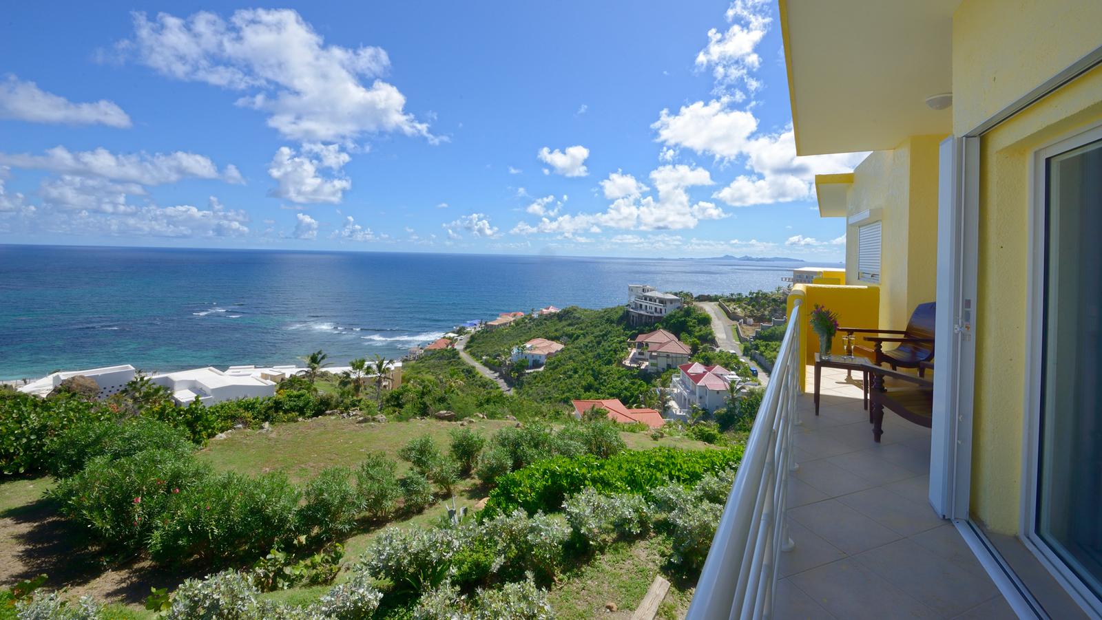 Atlantica Beach Club B-102, 2-bedroom condo in Dawn Beach — photo 2