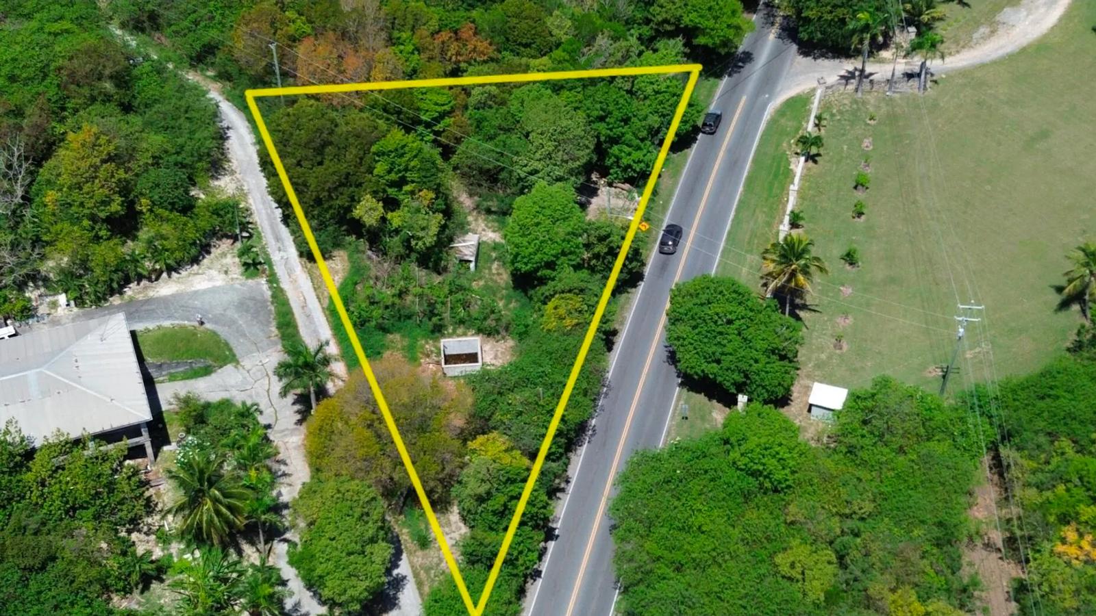 1 Acre Lot in Montpellier — photo 1