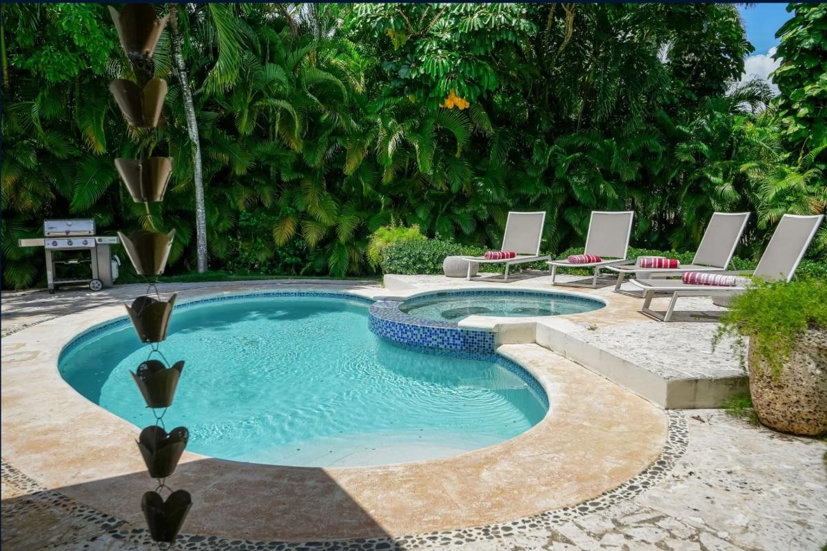 4 bedroom property for sale — photo 3