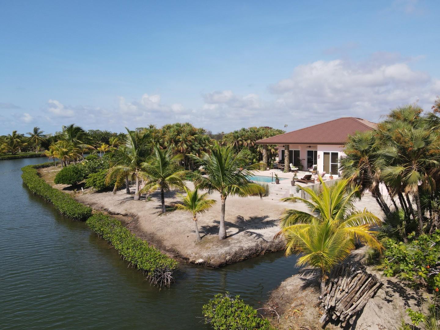 New Construction Waterfront Home in Naia Resort, Placencia Peninsula Belize — photo 1