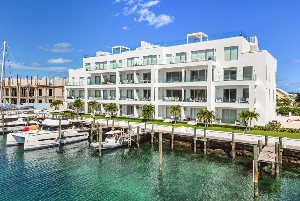 Palm Cay, One Marina Building 2, Unit 5 — photo 2