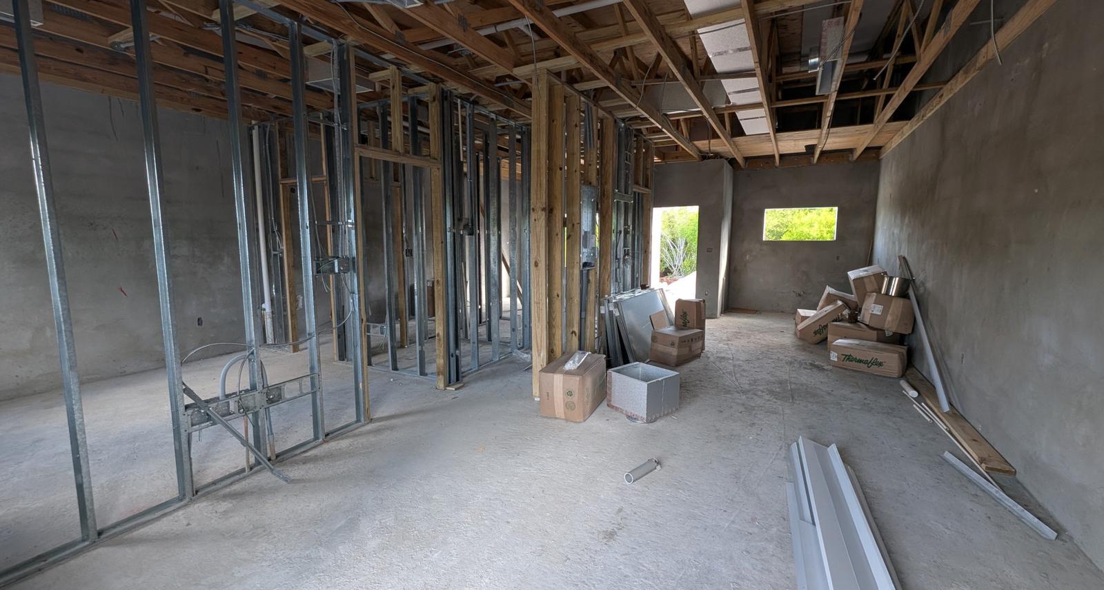2-bedroom apartment in Bodden Town at Moonlight Mews — photo 5