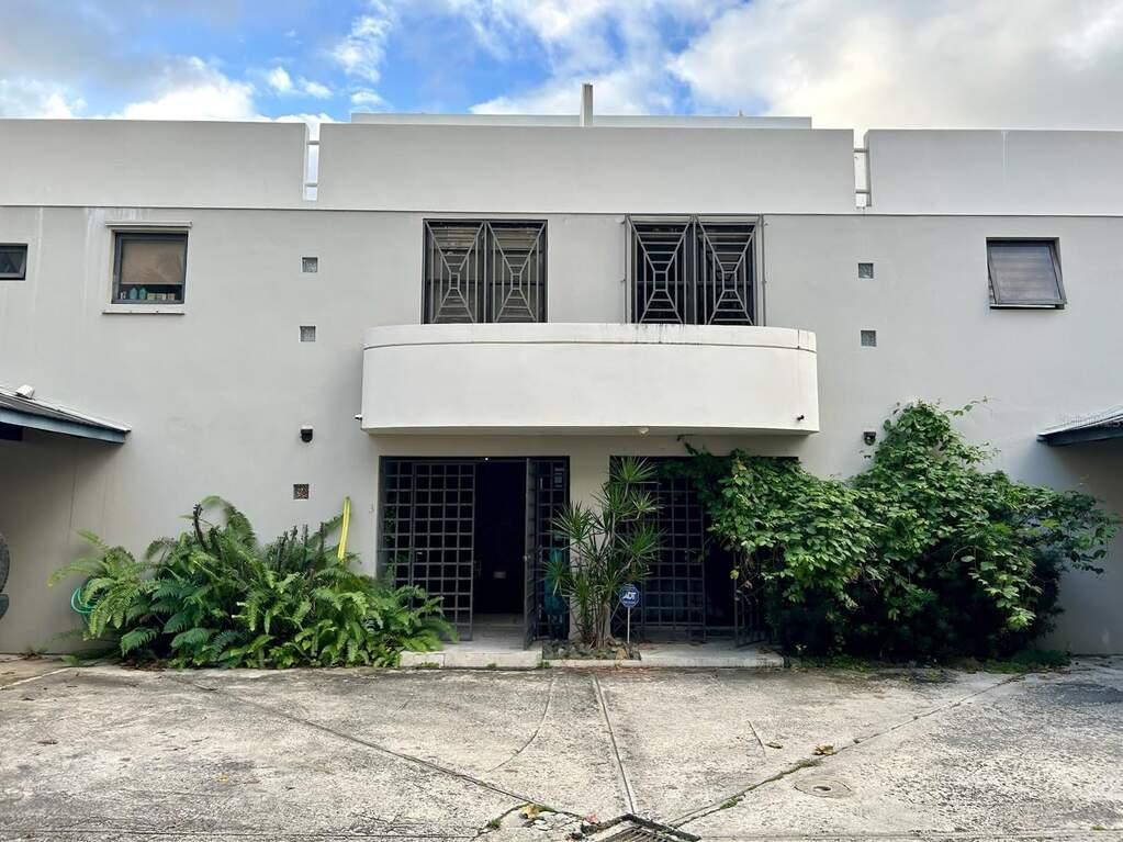 3-bedroom villa/townhouse in San Juan, Puerto Rico — photo 1