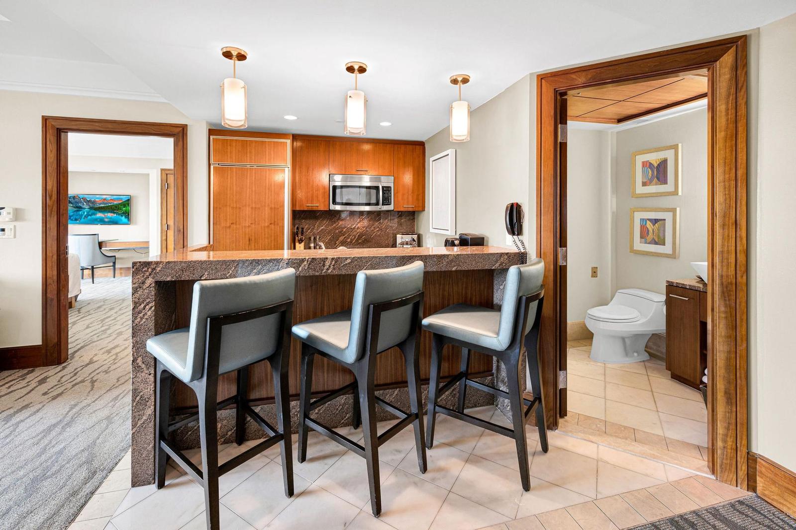 1-bedroom condo in The Reef, Atlantis — photo 4