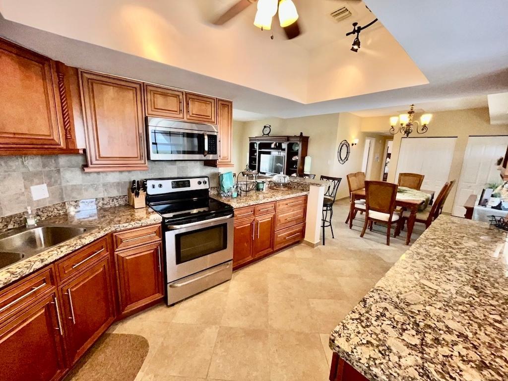 Apartment for sale - HARBOUR HOUSE TOWERS in Grand Bahama, The Bahamas — photo 3