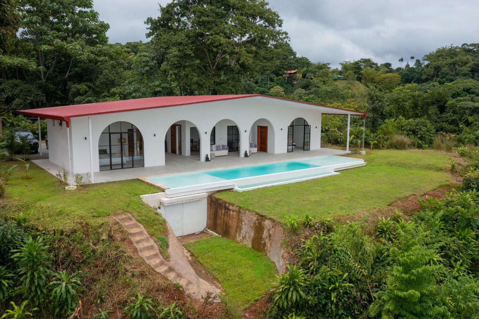 2 Bedroom Home for Sale in Ojochal, Puntarenas, Costa Rica — photo 4