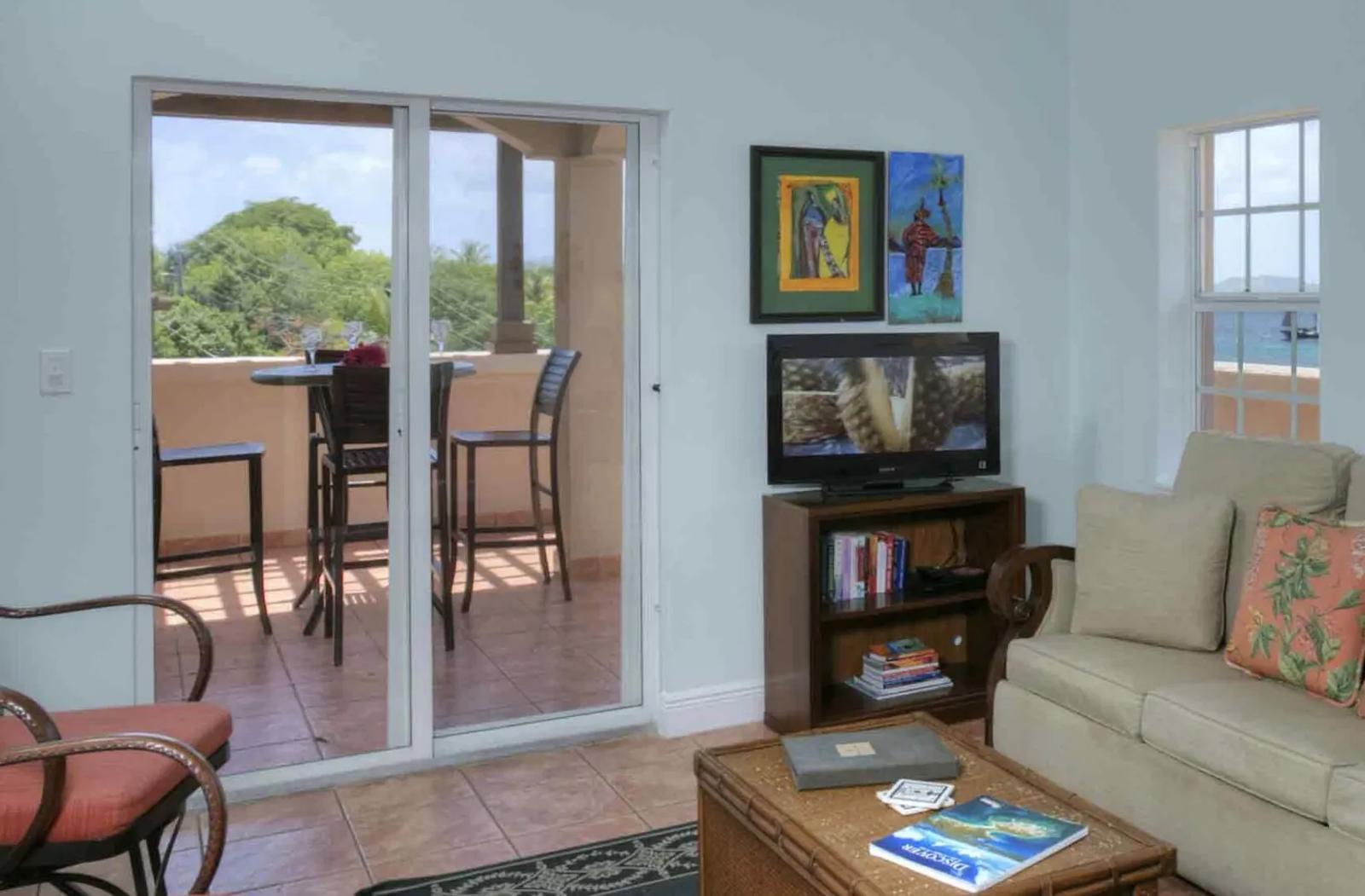 1-bedroom penthouse in Cruz Bay, St John — photo 3