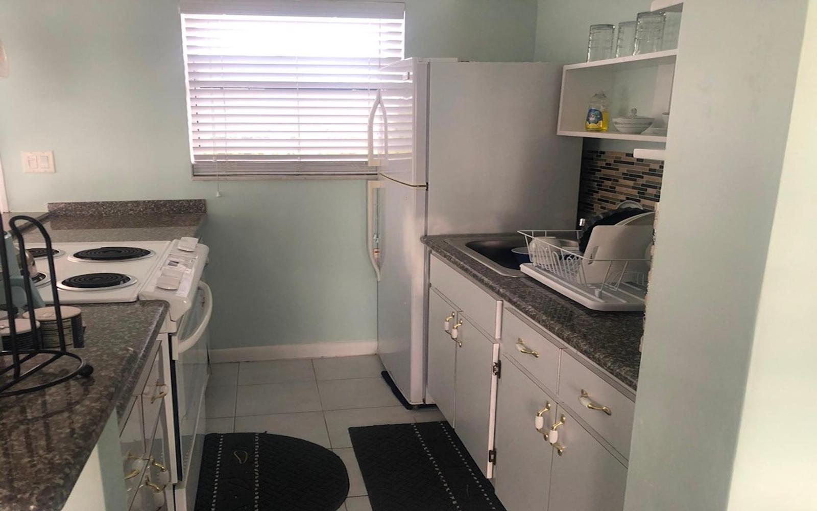 1-bedroom apartment in Harbour House Towers, Grand Bahama — photo 2