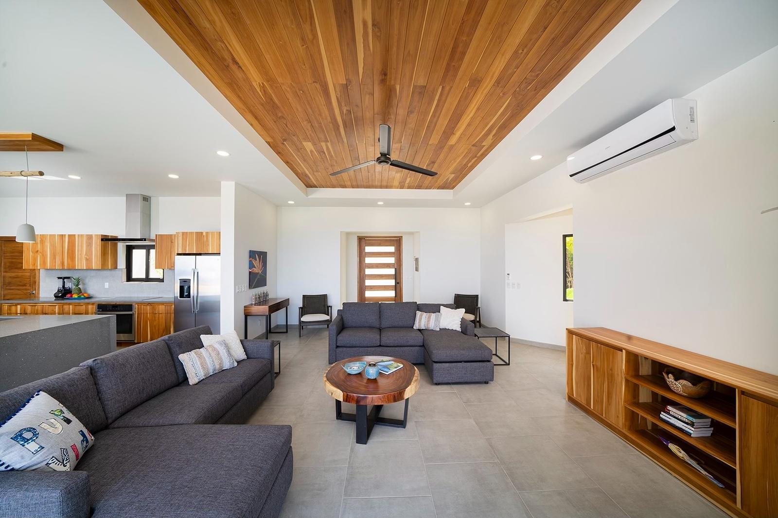 6 Bedroom Luxury Home for Sale in Pacific Heights, Playa Potrero, Costa Rica — photo 3