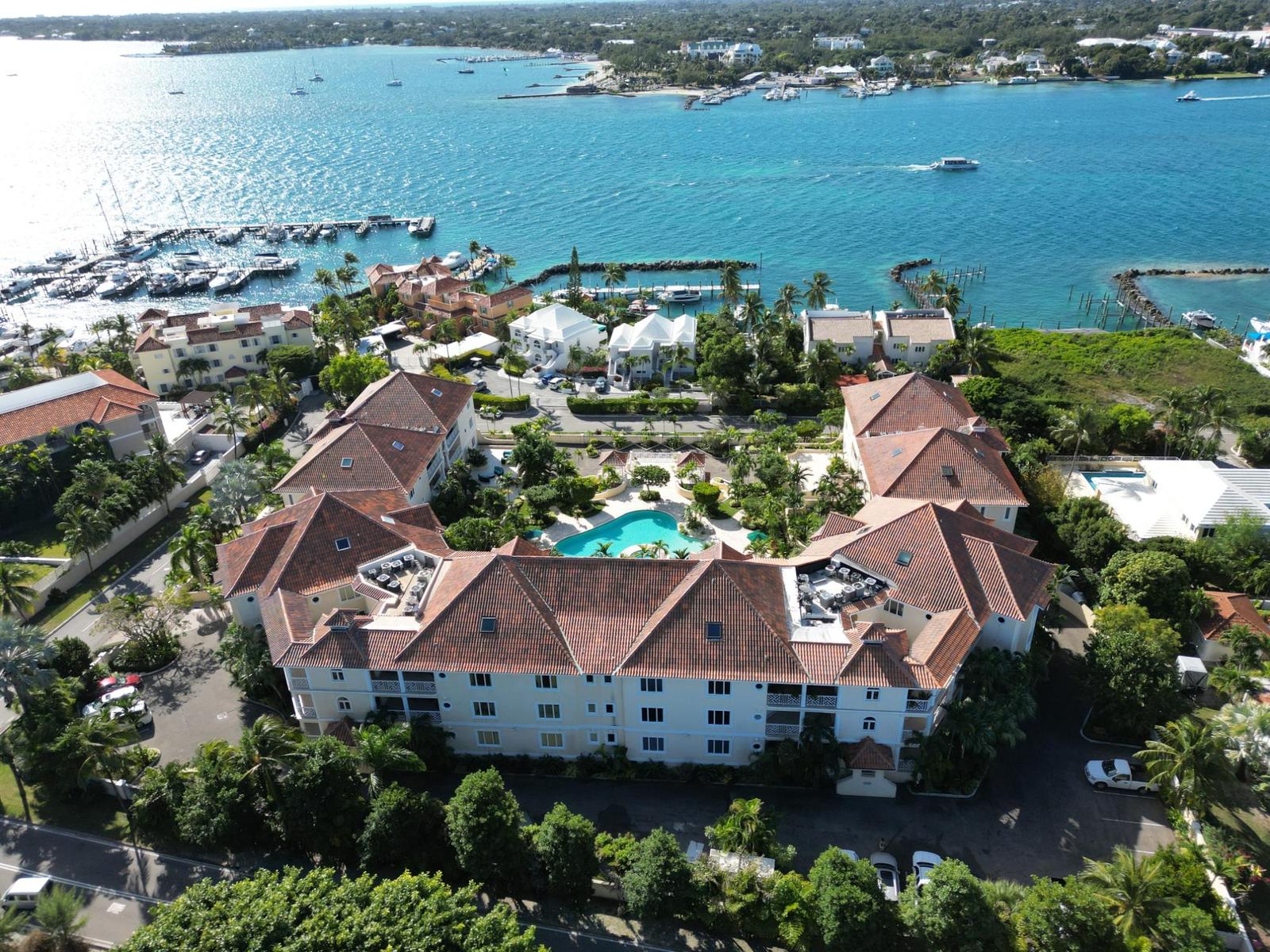 3 bedroom Apartment for sale - CLOISTER DRIVE in Nassau / New Providence, The Bahamas — photo 3