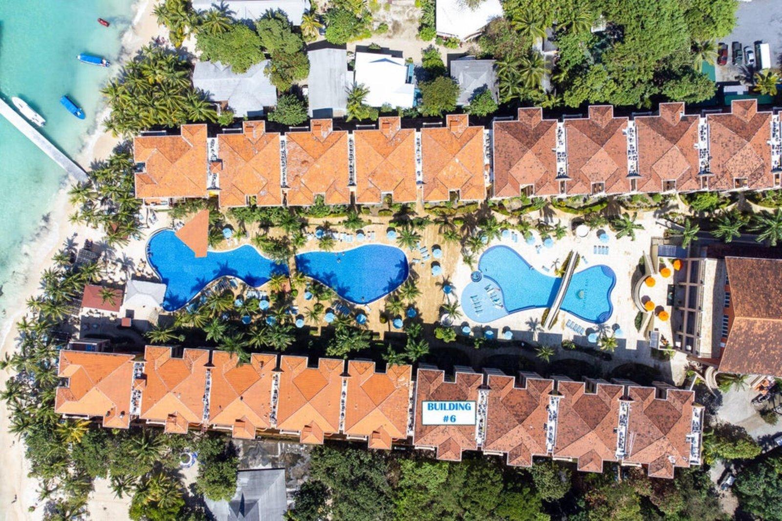 2-bedroom condo at Infinity Bay Resort in West Bay, Roatan — photo 4