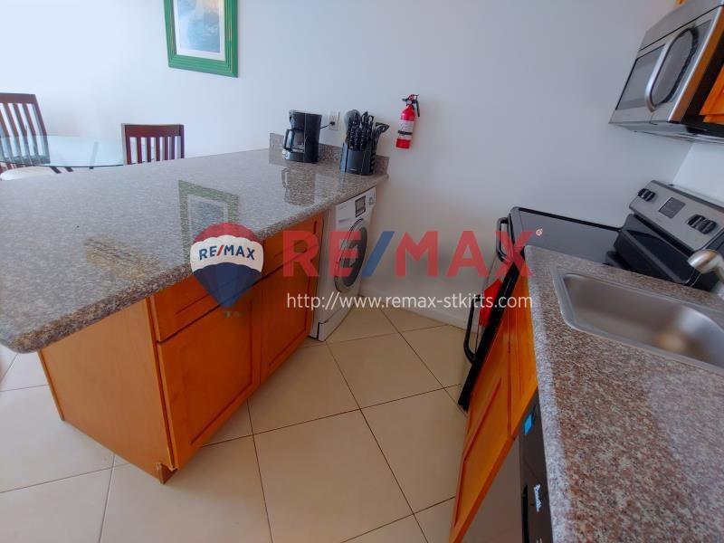 1-bedroom penthouse condo in Frigate Bay, citizenship approved — photo 2