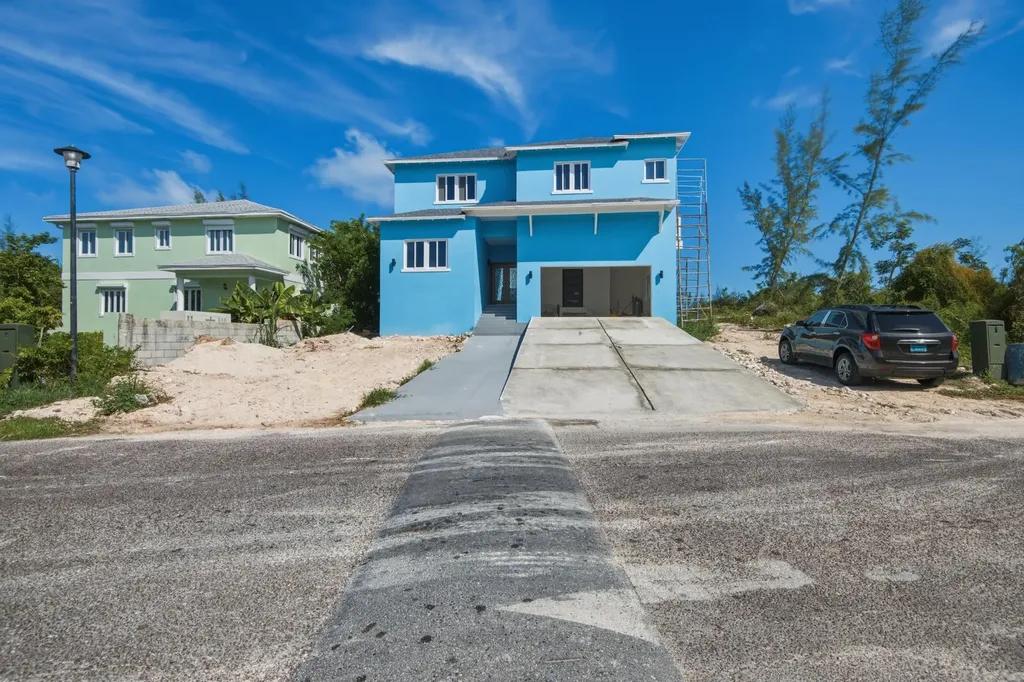 4-bedroom house in Palm Cay, Bahamas — photo 1