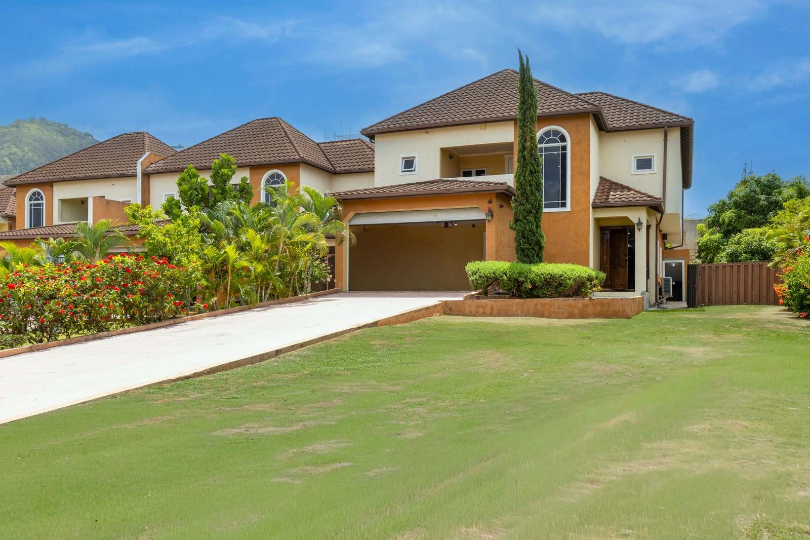5 Bedroom Townhouse for Sale, Jumeriah, 11-10-12 Dillsbury Avenue, Jacks Hill, Kingston 6, Jamaica — photo 5