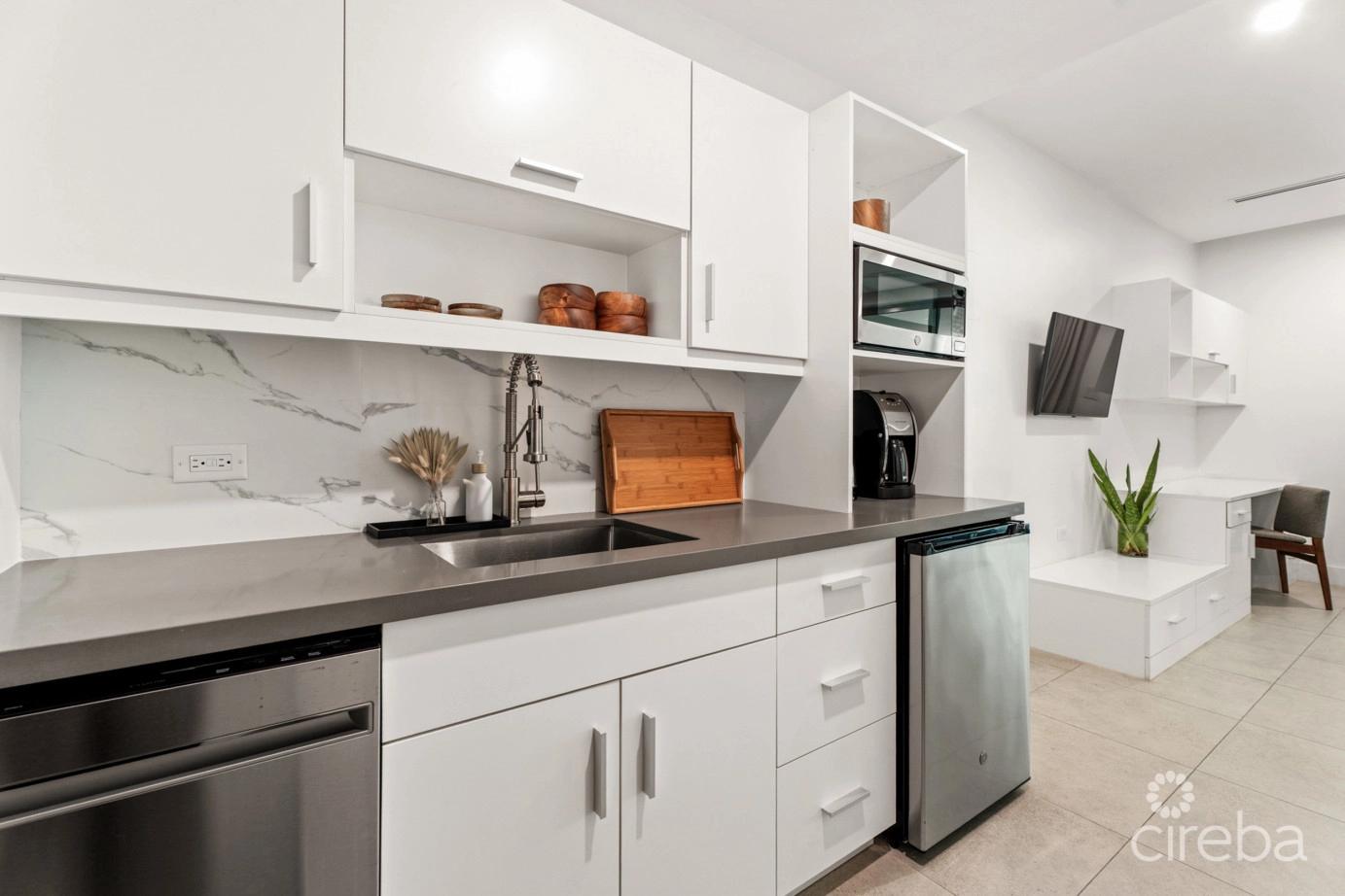 Vida 104 — 1-bedroom condo in West Bay, Grand Cayman — photo 4