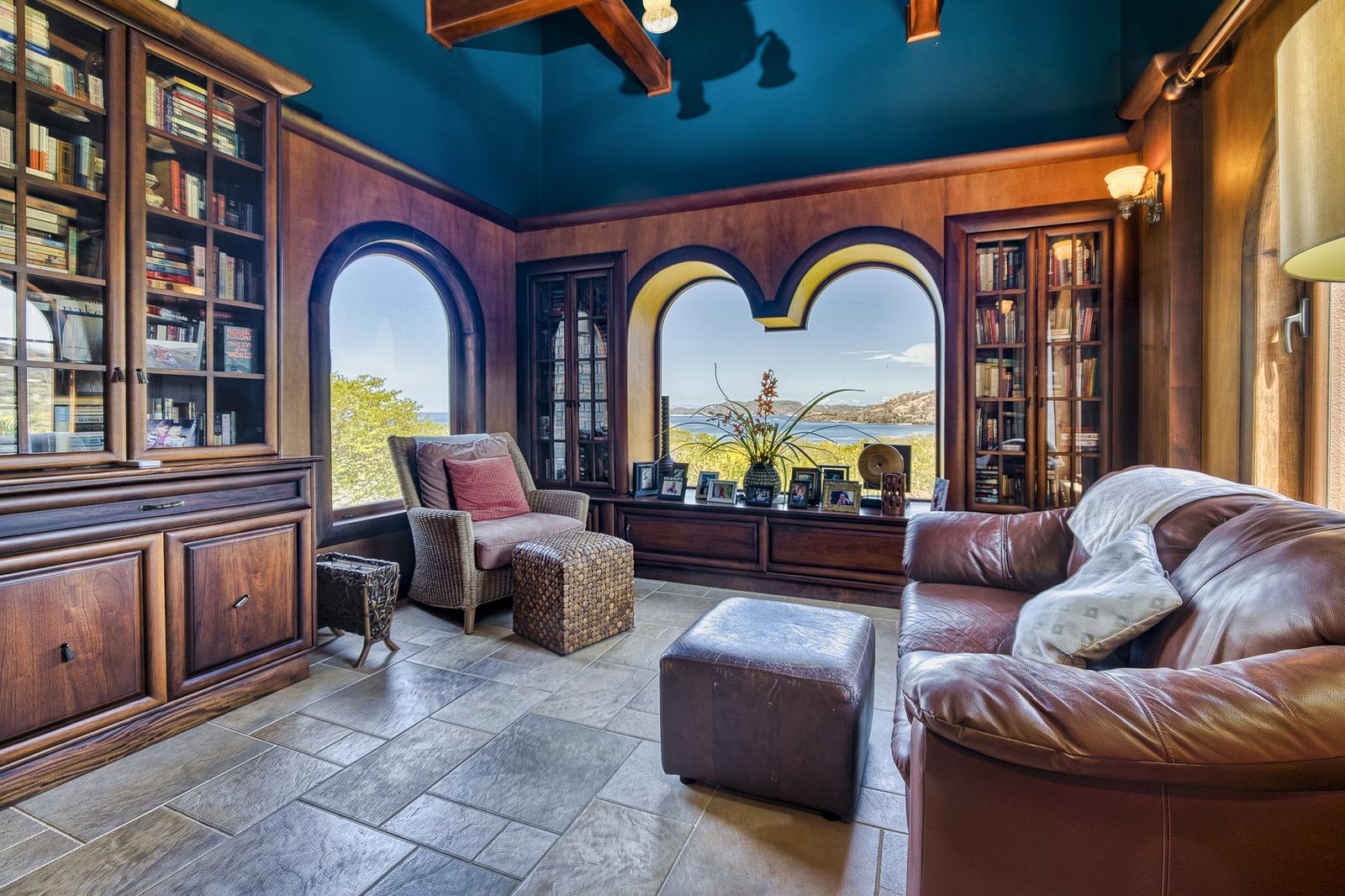 7 Bedroom Ocean-View Home for Sale, Playa Hermosa, Guanacaste, Costa Rica — photo 2