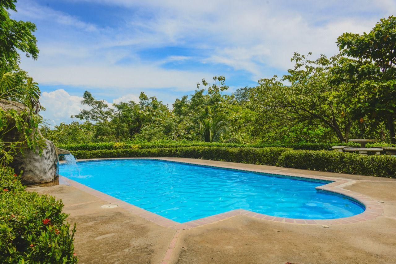25 Bedroom Boutique Lodge for Sale, Tarcoles, Puntarenas, Costa Rica — photo 1