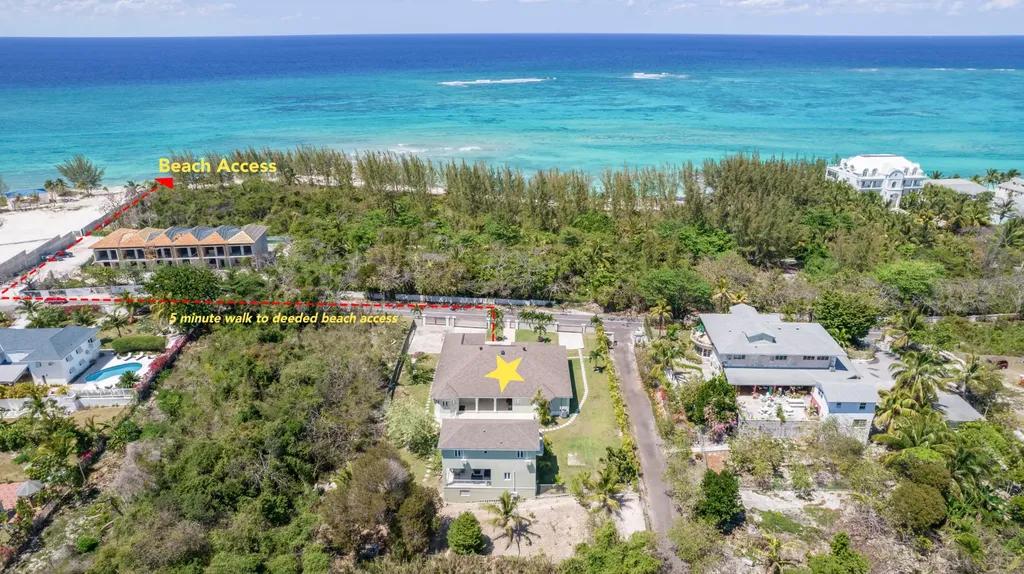 8-bedroom villa in Paradise Island with beach access — photo 3