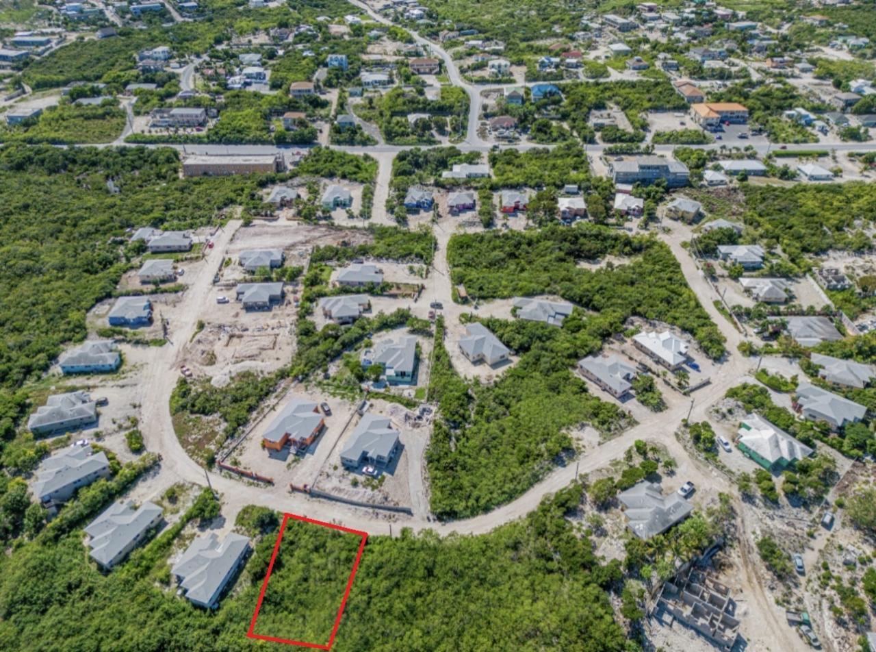 Lot 358 Rainbow Circle - 3 Bedroom Home in Blue Hills — photo 2