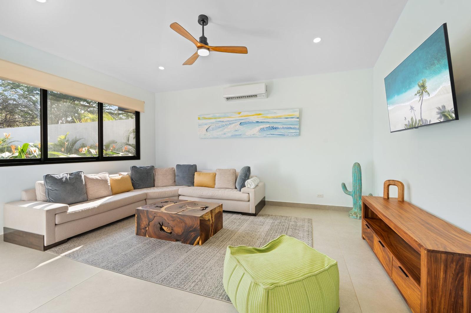 4 Bedroom Luxury Home for Sale in Playa Grande Estates — photo 5
