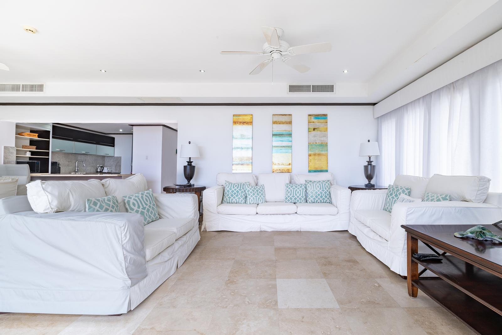 Coral Cove One — photo 2