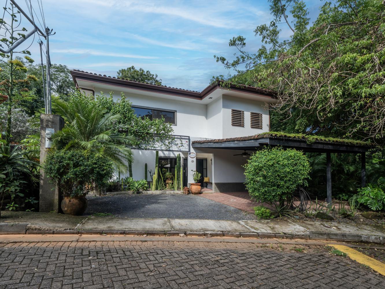 3 Bedroom Home for Sale in Villareal, Tamarindo — photo 4