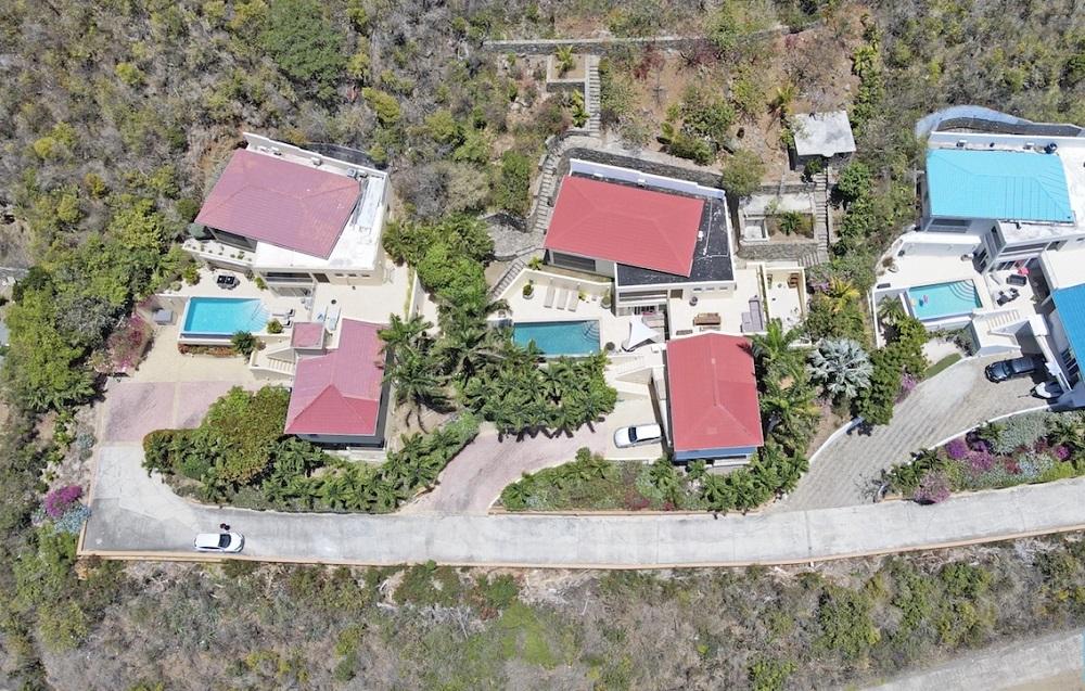 5-bedroom villa in Cay Hill with sea view — photo 3