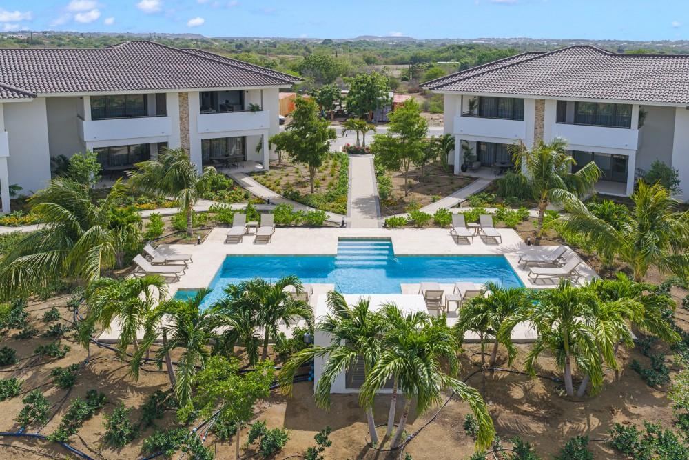 Blue Bay the Ivy - Newly built 2-bedroom second floor apartments — photo 1