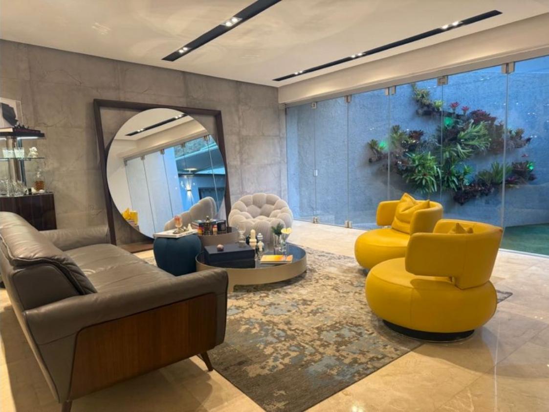 Lomas Del Sol Caracas 3BR Luxury Condo — photo 1
