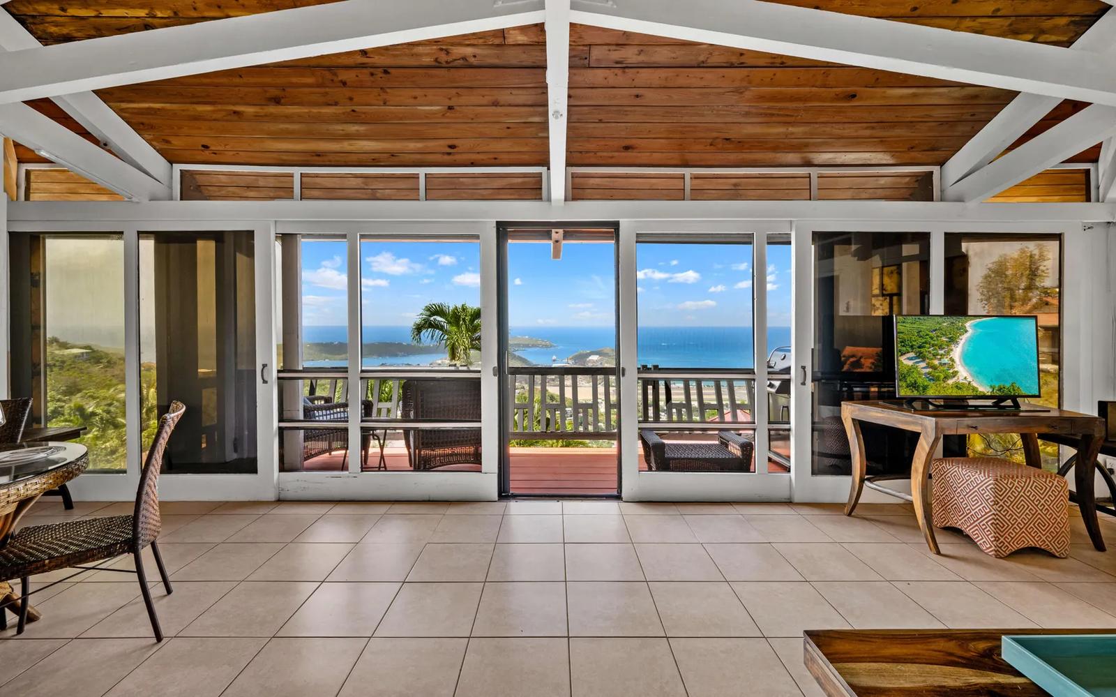 3BR Condo in Shibui, St. Thomas — photo 5