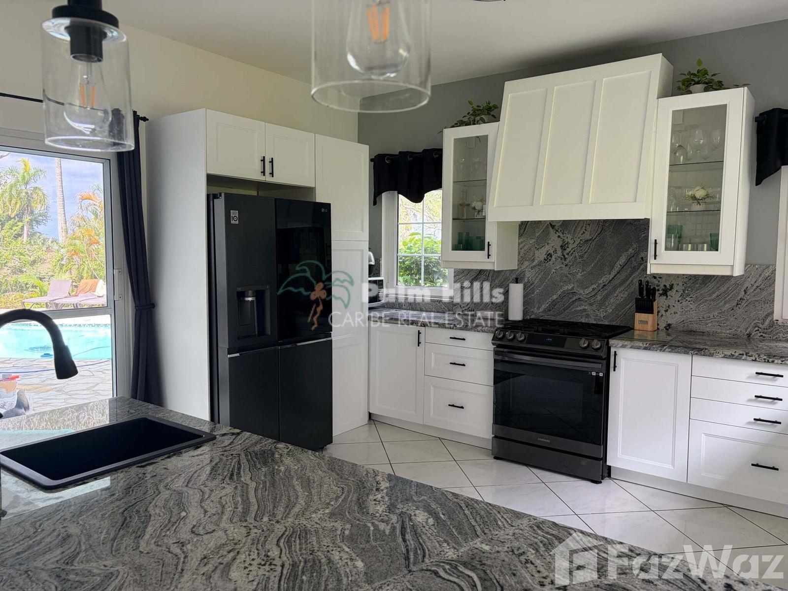 4-bedroom villa in Sosua with ocean views and guest studio — photo 2