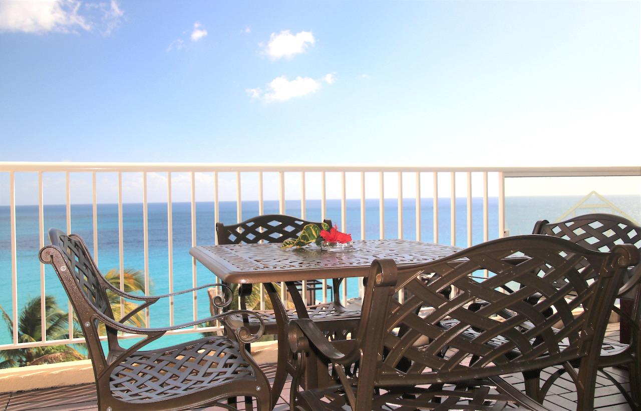 Sapphire Beach Club - 2 Bedroom Condo — photo 3
