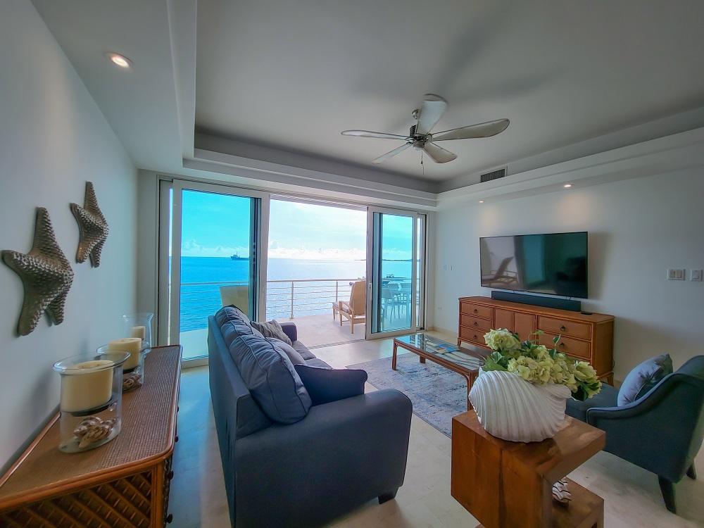 2-bedroom beachfront condo in Simpson Bay, Sint Maarten — photo 4