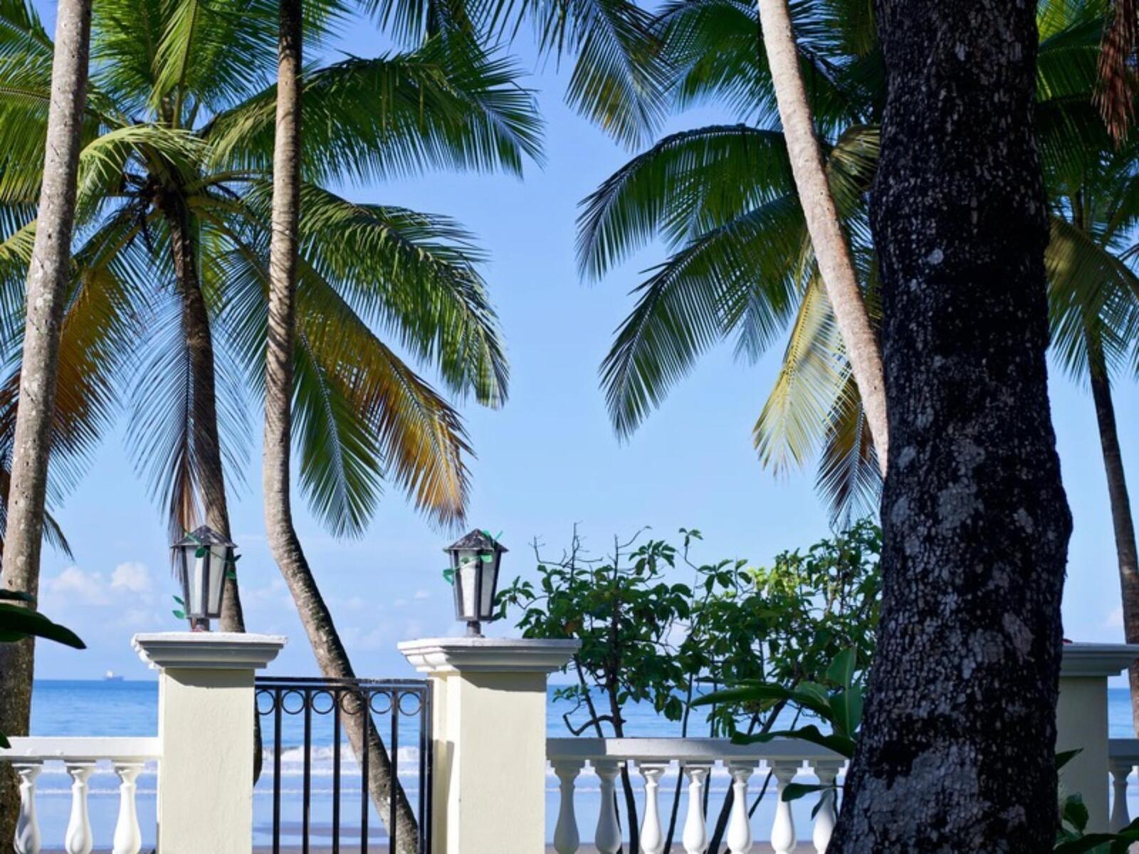 5 Bedroom Beachfront Home for Sale in Jaco, Costa Rica — photo 3