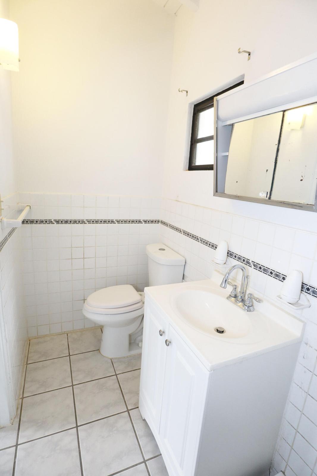 1-bedroom, 1-bathroom apartment for rent in Herman Hill Estate, St. Croix, US Virgin Islands — photo 3