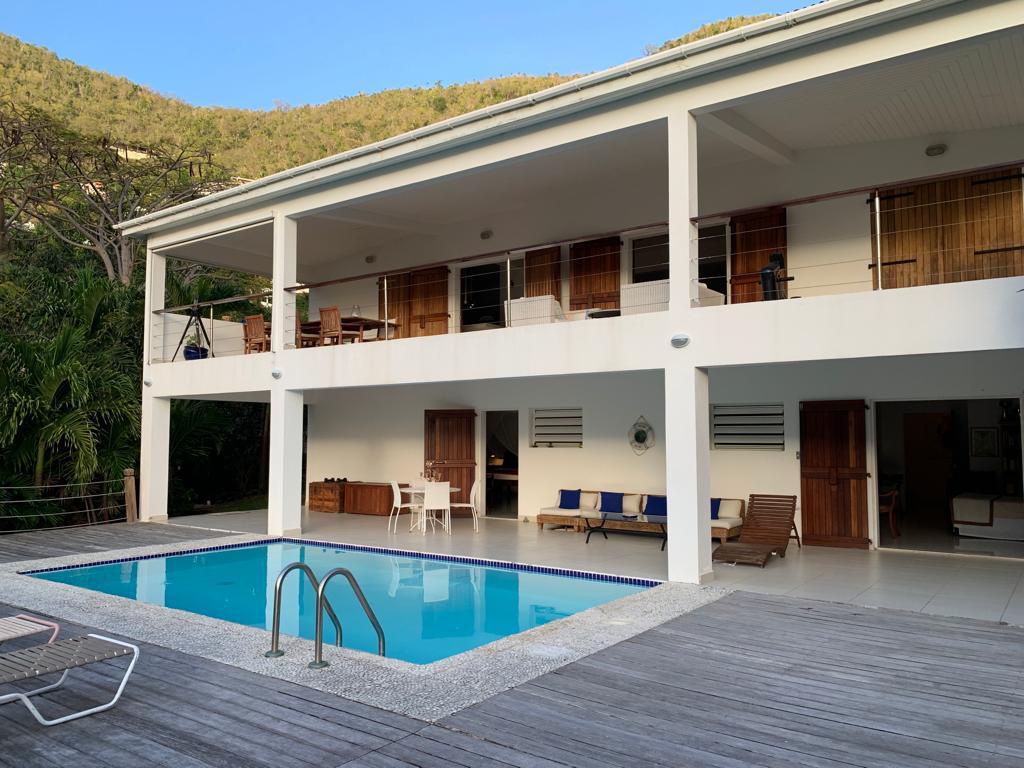 4-bedroom villa in Almond Grove, Sint Maarten with separate studio and pool — photo 1