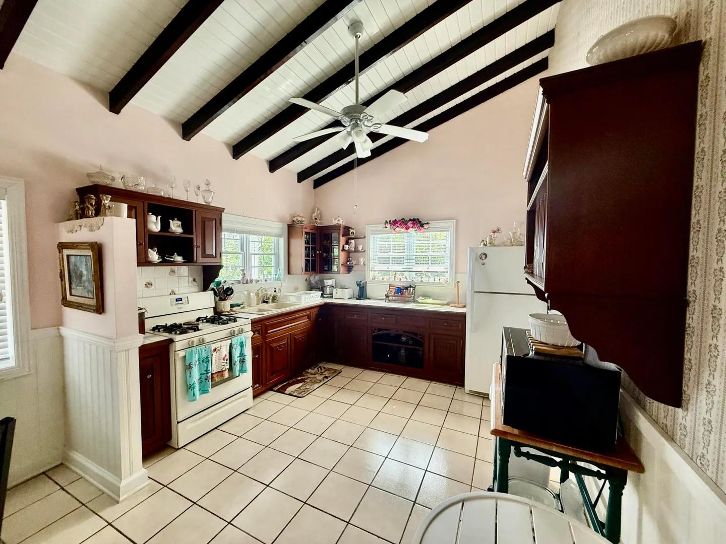 2 Bedroom Cottage Rental in St. Thomas, USVI — photo 4