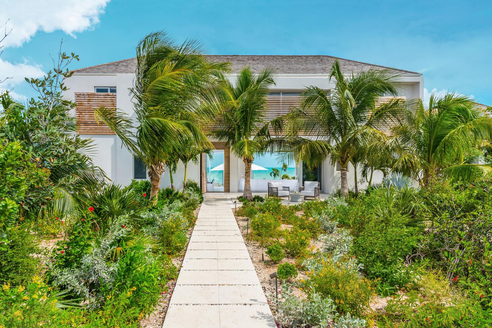 6 Bedroom Luxury Villa 5 for Sale, Beach Enclave Long Bay, Providenciales, Turks & Caicos — photo 2