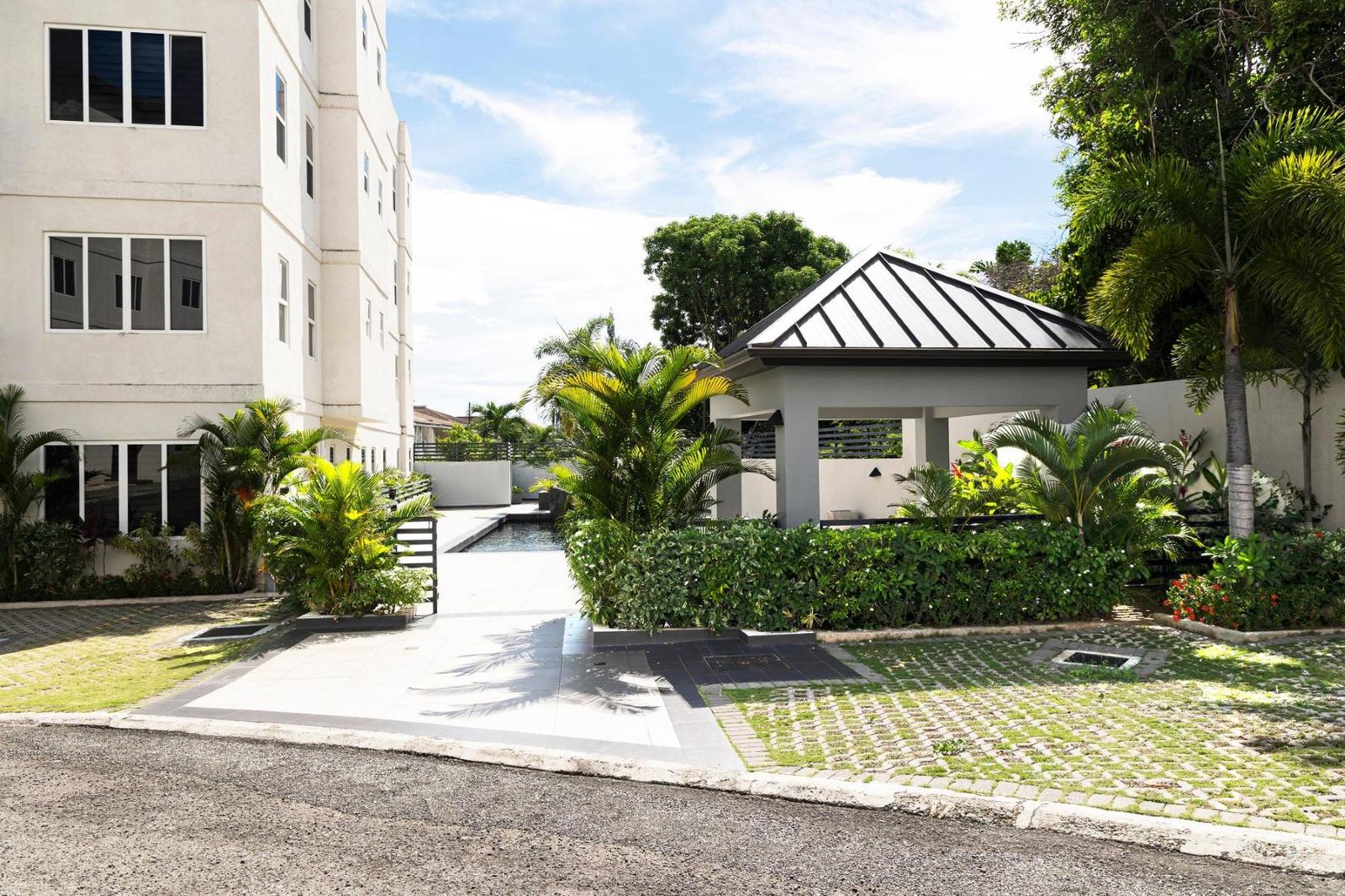 3 Bedroom Apartment for Sale, The Linneman, Degenhardt Close, Kingston 6, Jamaica — photo 2