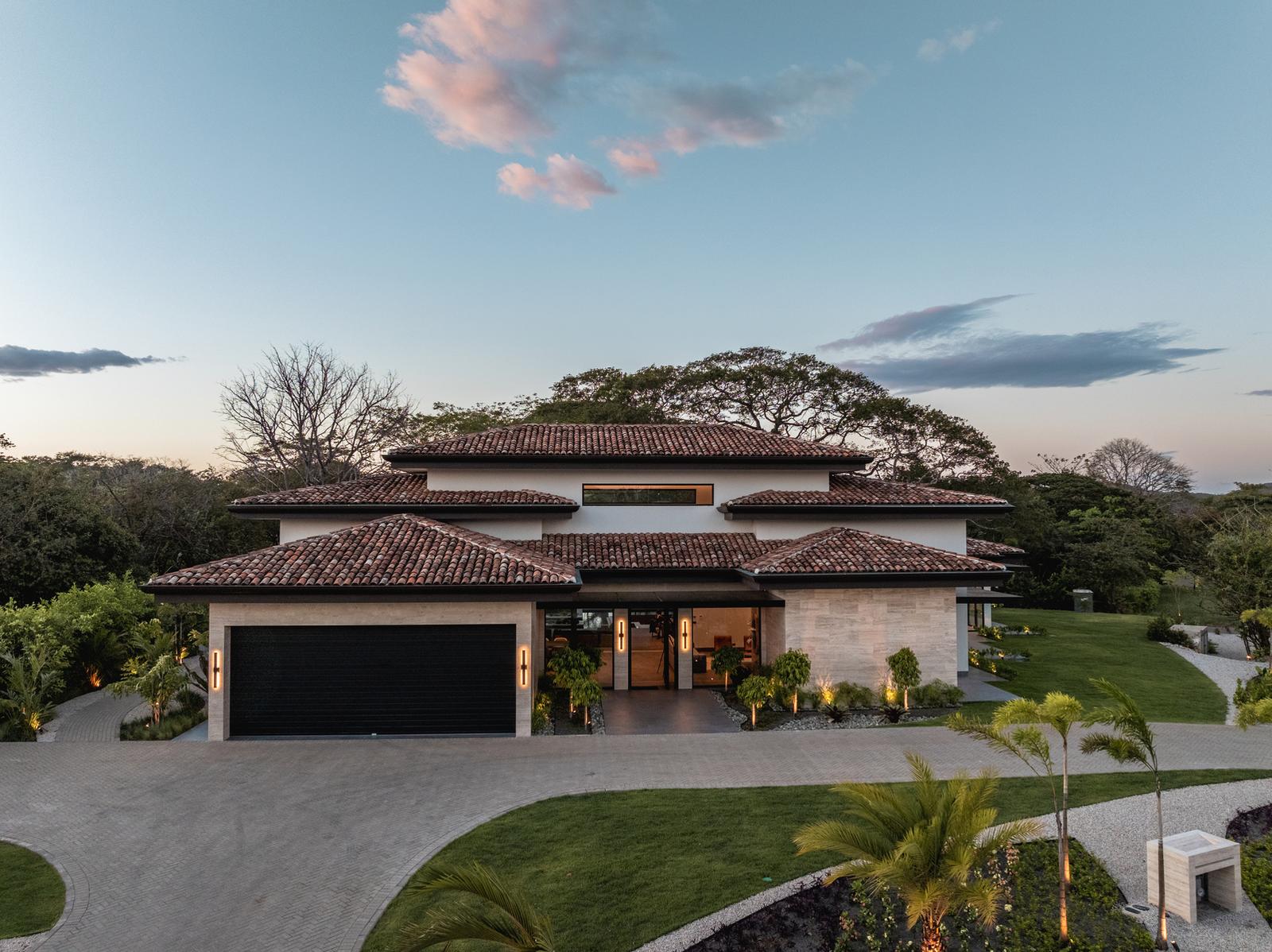 7 Bedroom Luxury Home for Sale, Los Almendros, Hacienda Pinilla, Guanacaste, Costa Rica — photo 2