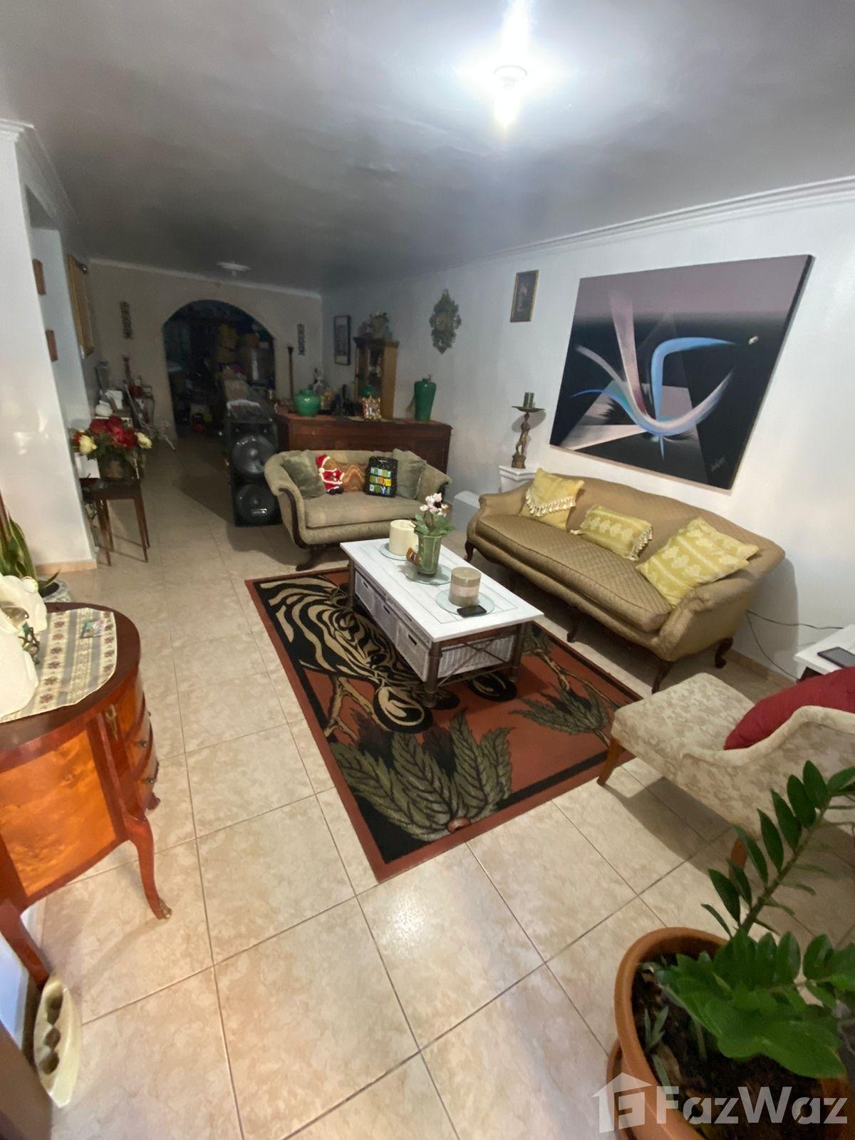 Beautiful 3 Level Townhouse for Sale in Santo Domingo Este — photo 4