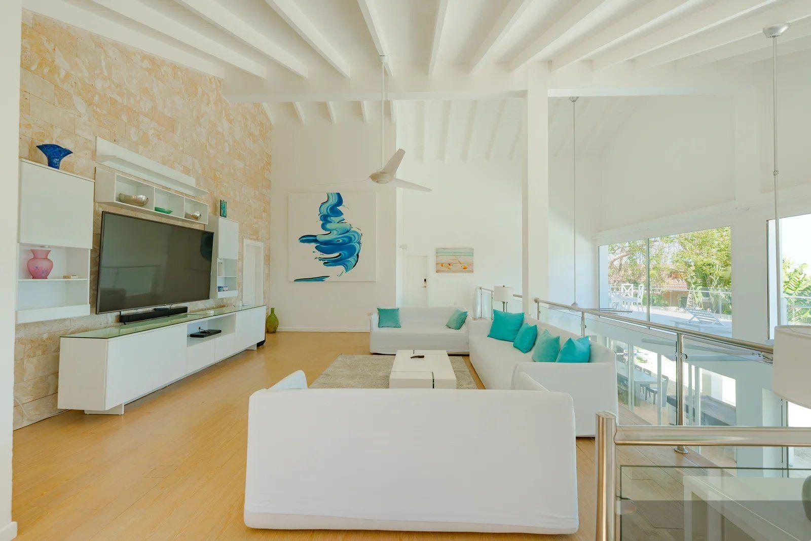 Luxury 5-Bedroom Oceanview Villa, Residencial Hispaniola — photo 5