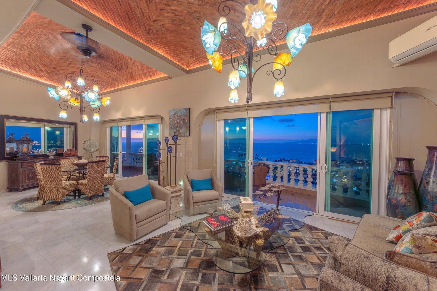 3 Bedroom Penthouse Condo 5 for Sale, Vista al Mar, Puerto Vallarta, Jalisco, Mexico — photo 4