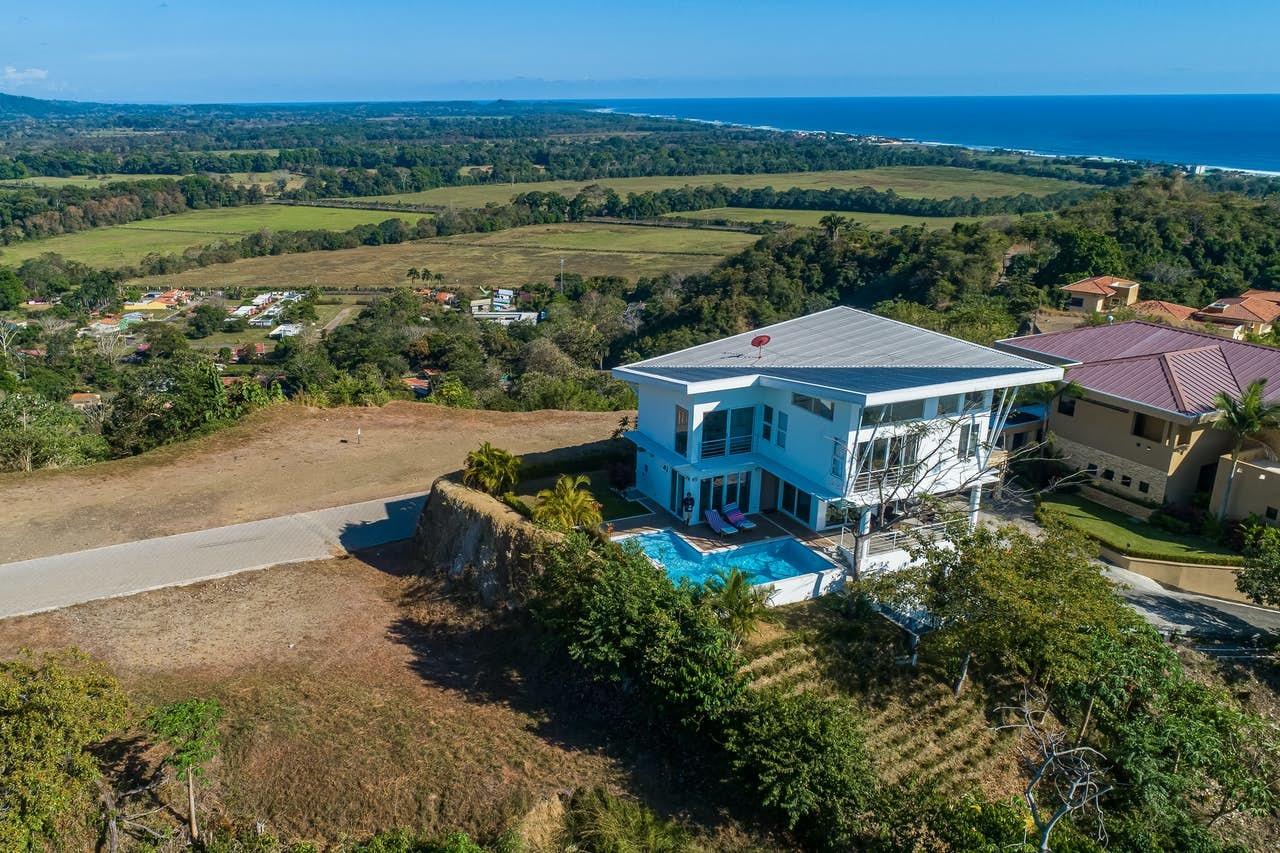 3 Bedroom House for Sale, Valle Perdido, Playa Hermosa, Jaco, Puntarenas, Costa Rica — photo 2