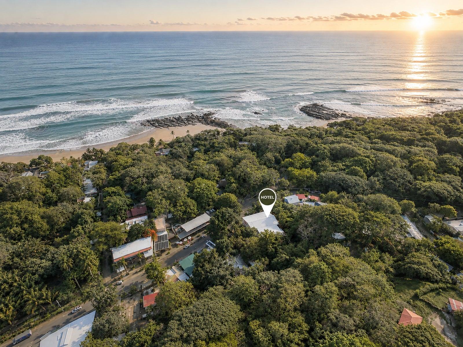 9 Room Boutique Hotel for Sale, Santa Teresa, Puntarenas, Costa Rica — photo 2