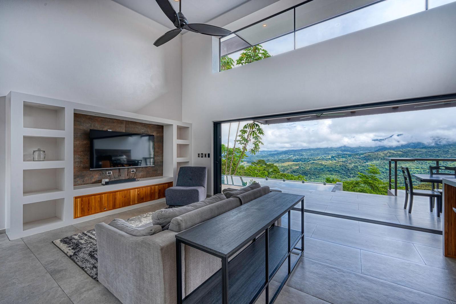 3 Bedroom Luxury Home for Sale in Costa Rica — photo 4