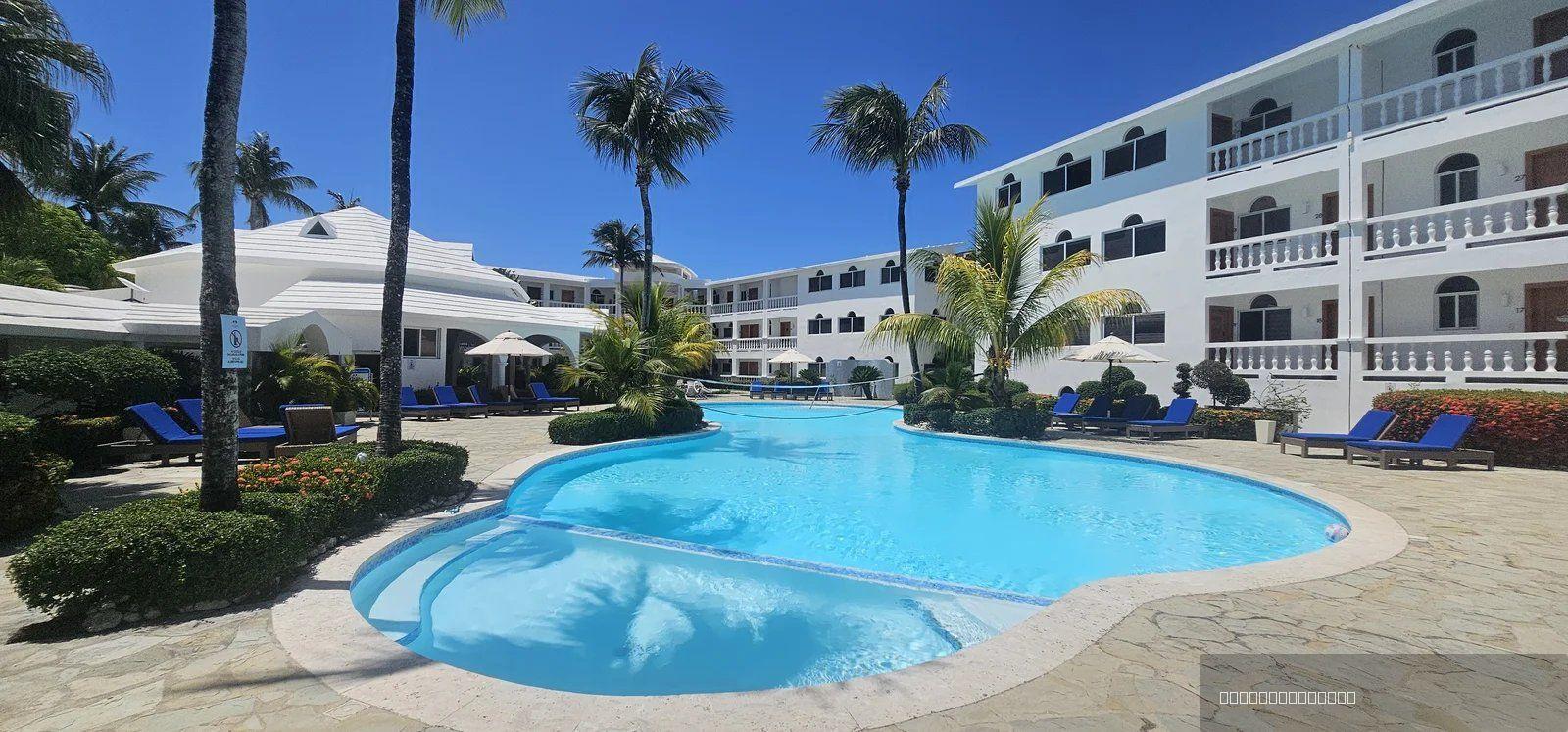 Furnished 1-bedroom ocean-view condo in Playa Encuentro — photo 1
