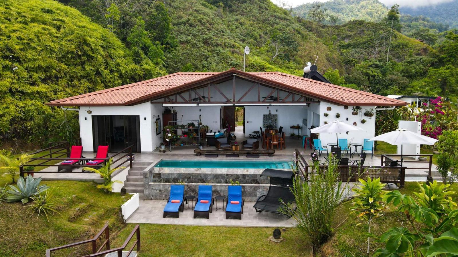 8 Bedroom Property for Sale, Ojochal, Puntarenas, Costa Rica — photo 1