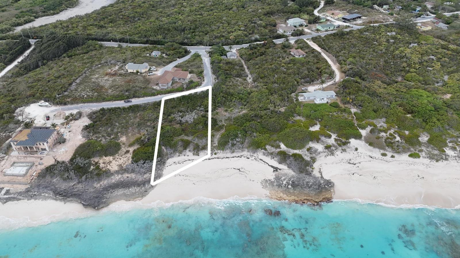 Prime Beachfront Lot in Farmers Hill — photo 1