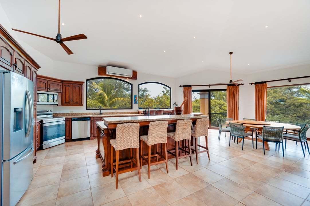 6 Bedroom Luxury Beachfront Home for Sale, Las Golondrinas, Hacienda Pinilla, Tamarindo, Guanacaste, Costa Rica — photo 4